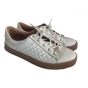 NWOT Women’s Brazilian Made  Verofatto sneakers 9